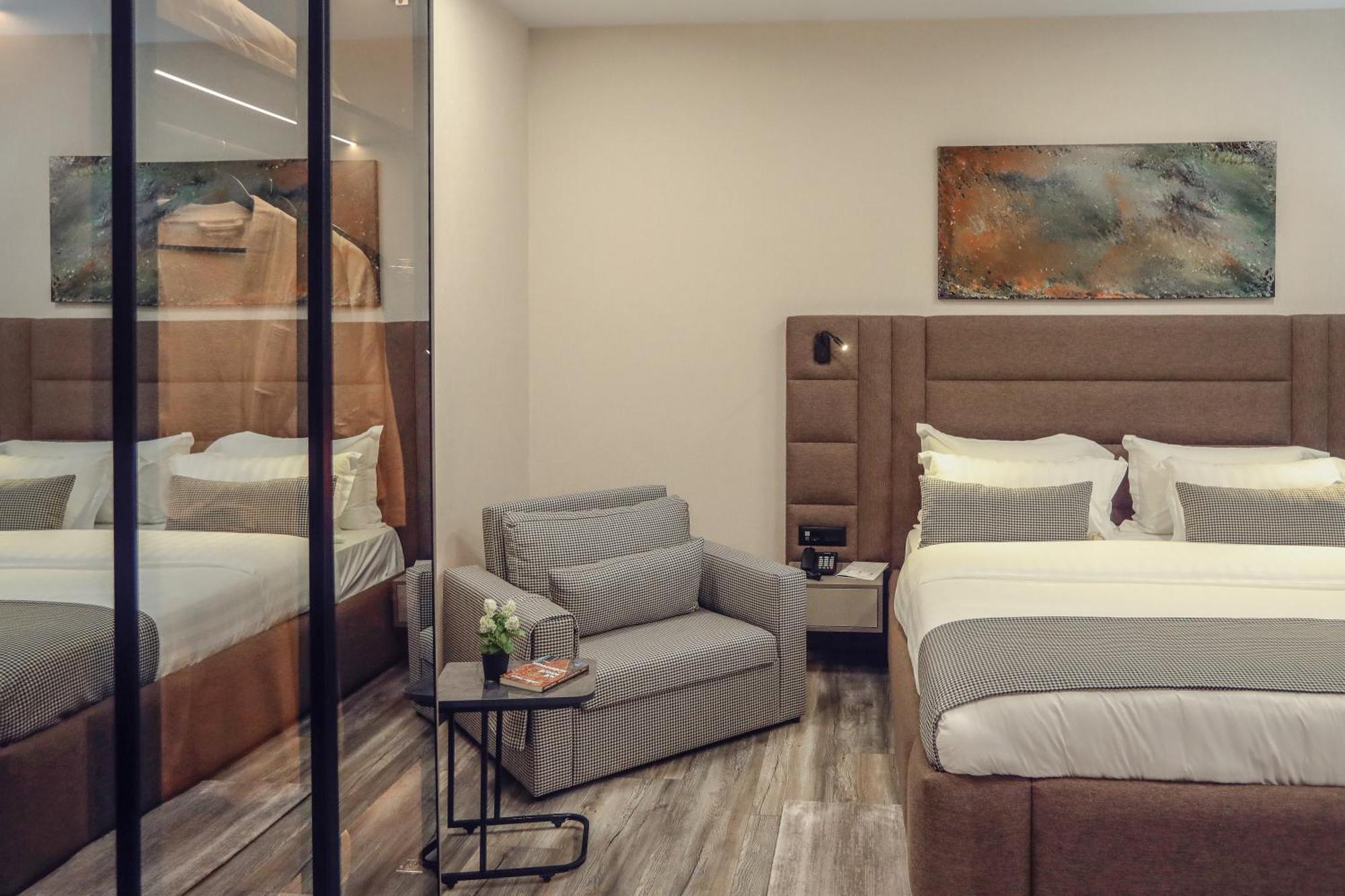 Hotel Dirista Shkodra Kültér fotó