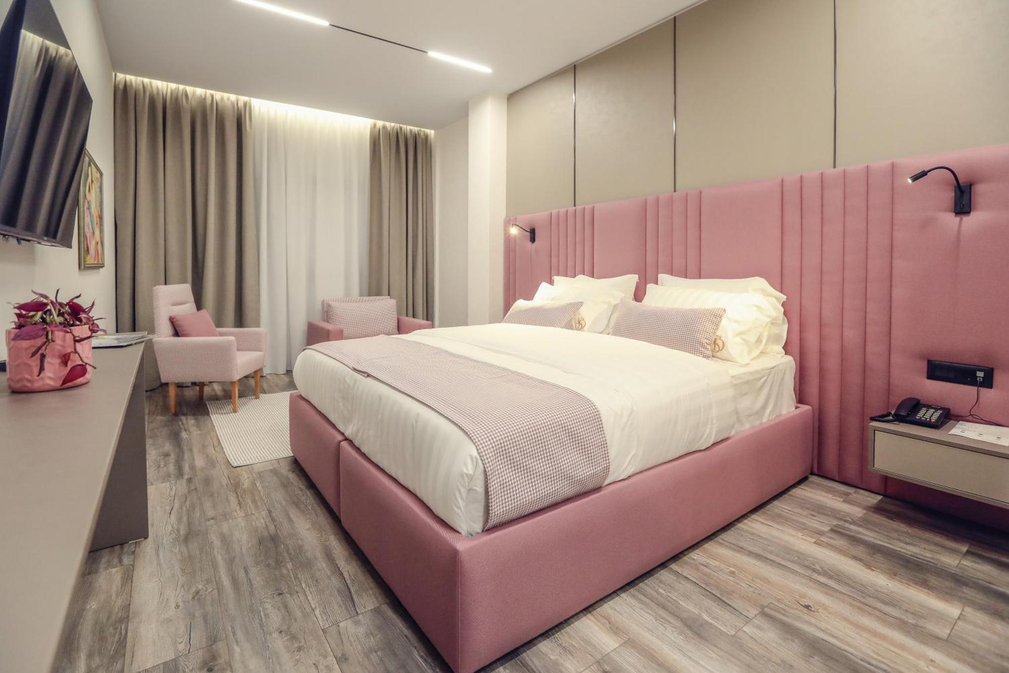 Hotel Dirista Shkodra Kültér fotó