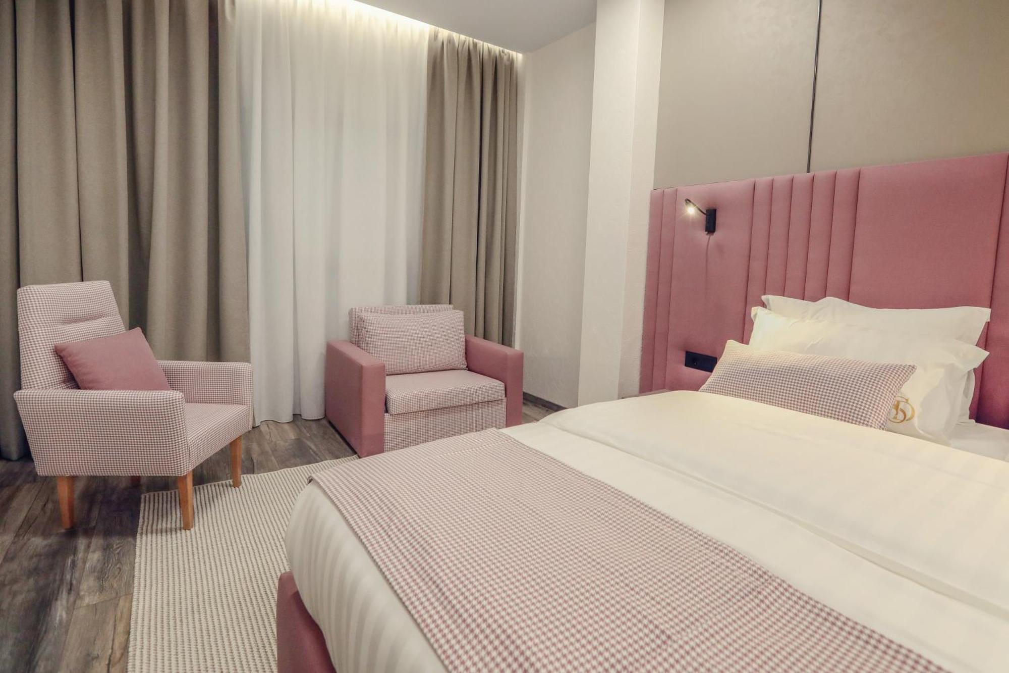 Hotel Dirista Shkodra Kültér fotó