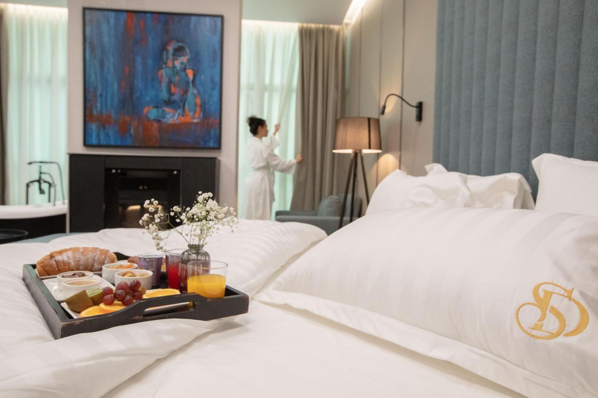 Hotel Dirista Shkodra Kültér fotó